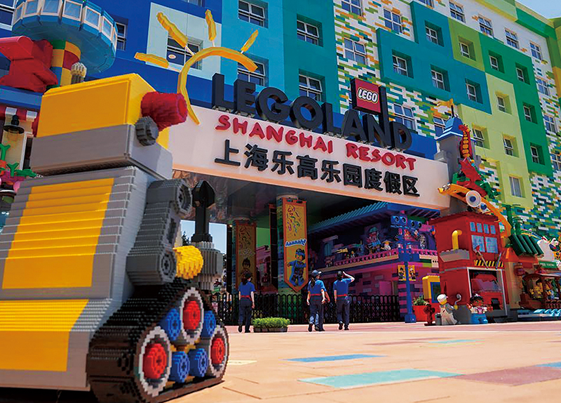 China Opens Its First Legoland Resort in Shanghai, the Largest Worldwide0