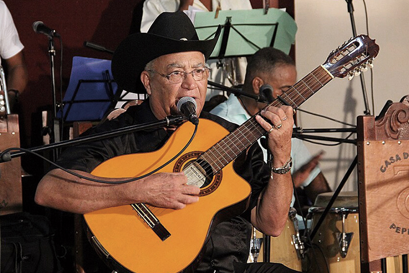 Eliades Ochoa Keeps Cuban Music Alive0
