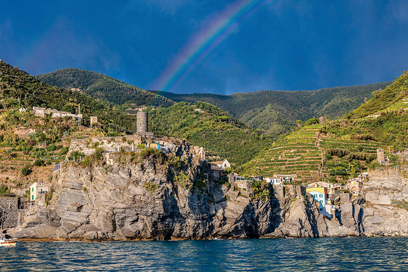 Italy��s Cliffside Jewel: Vernazza0