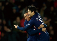 Lee Kang-in Scores Debut Goal for PSG in UEFA Champions League - Entertainment & Sports