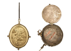 The History of Lockets - History