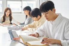 Should Analog Learning Make a Comeback? - Think & Talk