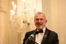 Sam Neill, ‘Jurassic Park’ Star, Dies at 78 - Entertainment & Sports
