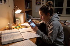 Why Do Students Procrastinate More During Exam Periods? - Reader's Voices