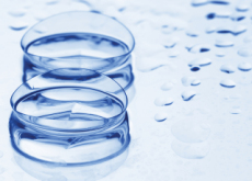 The Dangers of Mixing Contact Lenses and Water - Hot Issue