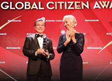 Moon Receives Global Citizen Award - National News