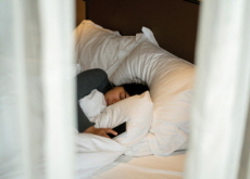 Why You Should Stay Away From Your Cellphone When You Sleep - Life Tips
