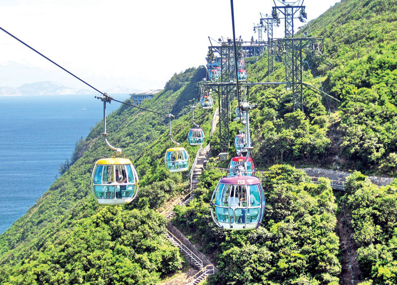 Cable cars: helpful or harmful??0