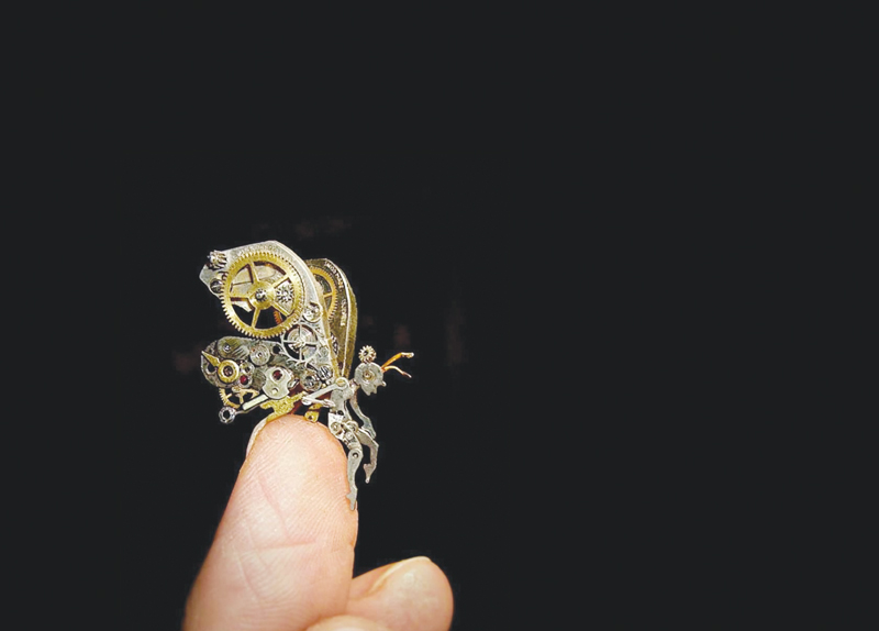 Stunning Art from Old Watches0