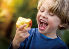 Is It Bad To Eat Apples at Night? - Bonus