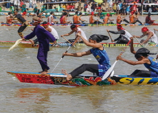 Pacu Jalur: Indonesia’s Exciting Team Boat Race - Culture