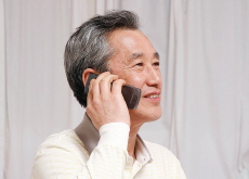 AI Phone Calls Show Promise for Dementia Care - Science