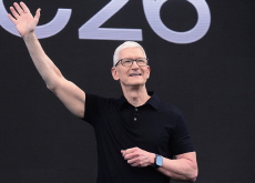 Apple Boss Tim Cook Says an Emotional Goodbye - Global News
