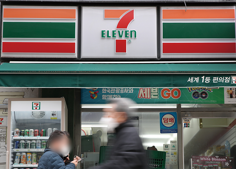 Elementary School Students To Become Major Customers at Convenience Stores0