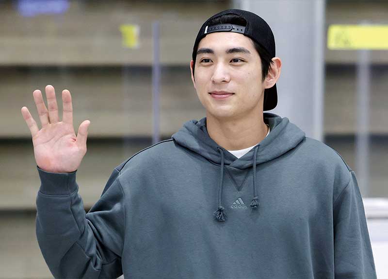 Lee Jung-hoo0