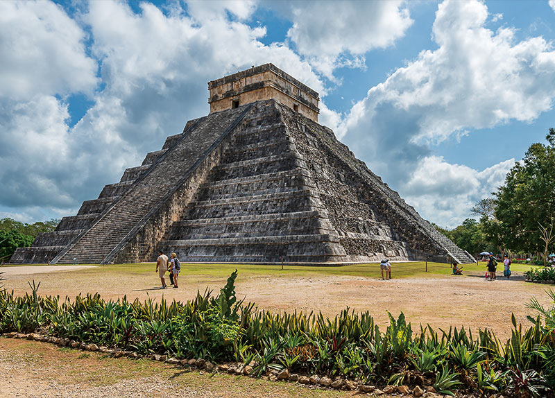 Chichen Itza / Cherry Blossoms and Warbling White-Eyes0