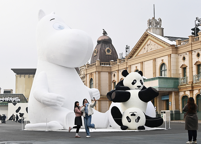 Building Icons Exhibition Opens in Seoul / Everlands Wintertopia Features Moomin and Panda Display4