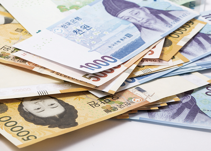 Cash Use Shrinks as Koreans Go Digital0