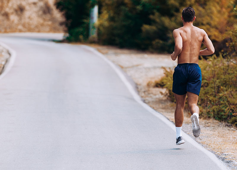 A Young Man Runs Across Australia for His Mother0