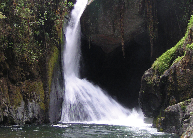 San Gerardo de Dota0