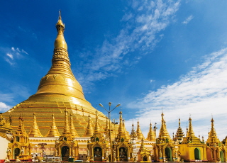 Shwedagon Pagoda: A Golden Temple