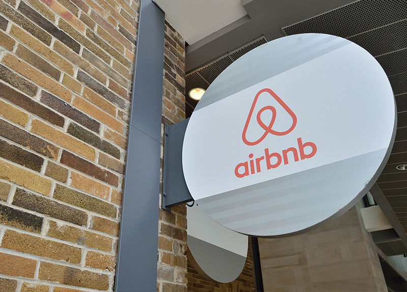 Barcelona Aims to Ban Airbnb by 20290