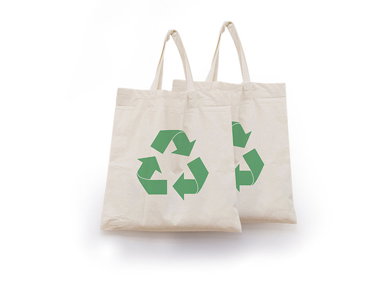 California Signs Statewide Ban on All Plastic Shopping Bags4