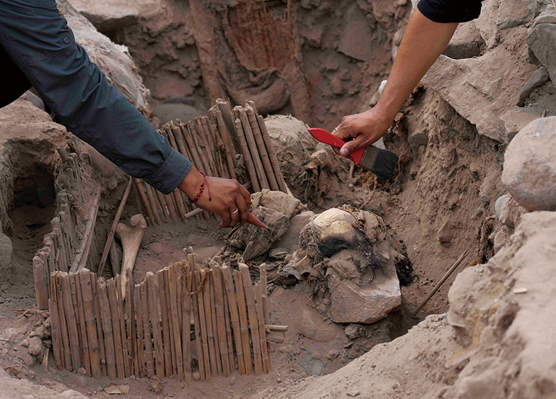 Lasers Reveal Hidden Tattoos on Peruvian Mummies0