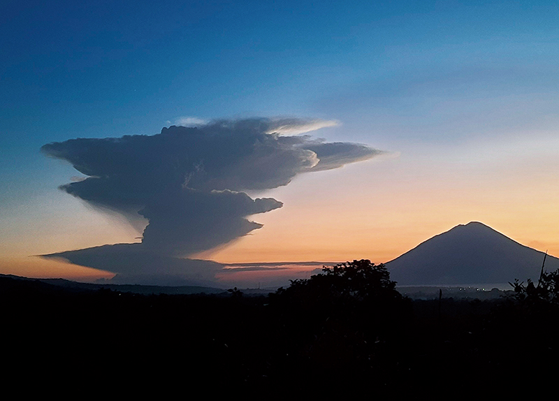 Volcanic Eruption in Indonesia Disrupts Travel, Prompts Evacuations0