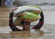 Typhoon Vamco in the Philippines - Photo News