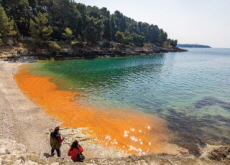 Red Tide in Croatia - Photo News