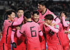 Korea Moves Closer to World Cup Qualification - Photo News