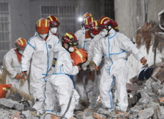 Woman Rescued From Building Collapse After Six Days - World News I