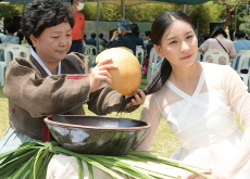 Korean Traditional Holidays - Special Report