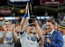 Dodgers Defeat Mets To Win NLCS, Advance to World Series - Photo News