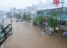 Relentless Rain Forces Mass Evacuation - National News I