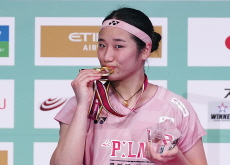 An Se-young Defeats Wang Zhiyi in Just 42 Minutes To Claim Japan Open Title - Sports