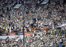 KBO League Hits 10 Million Fans Again, Faster Than Ever - Photo News
