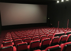 Are Movie Theaters Still Worth It in the Streaming Era? - Debate