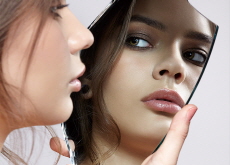 Cosmetic Surgery: A Choice for Confidence or a Result of Lookism? - Debate