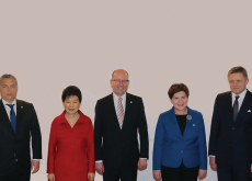 Korea, Visegrad Group Hold First Summit - Headline News