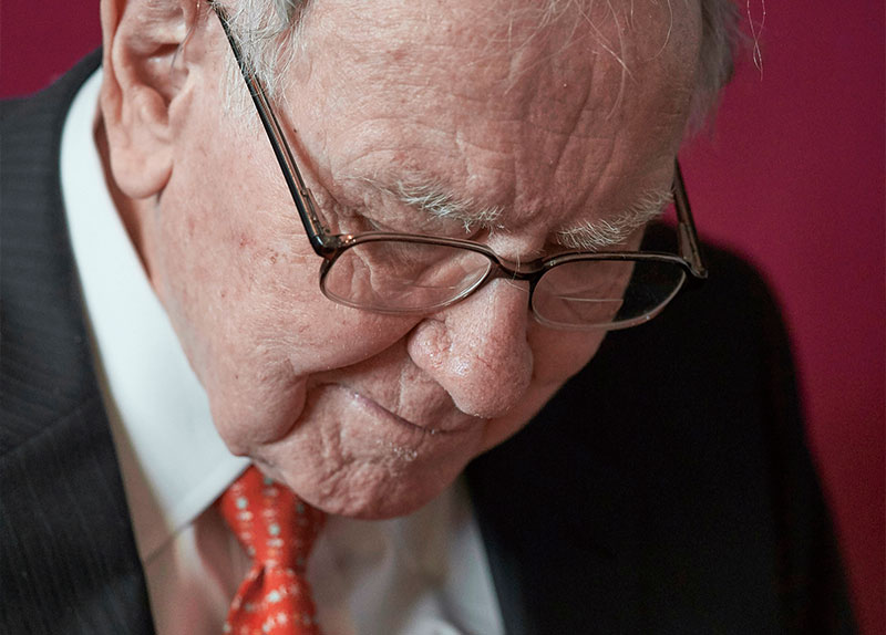 Warren Buffett Retires, Ending a Defining Era in Global Investing - Hot News