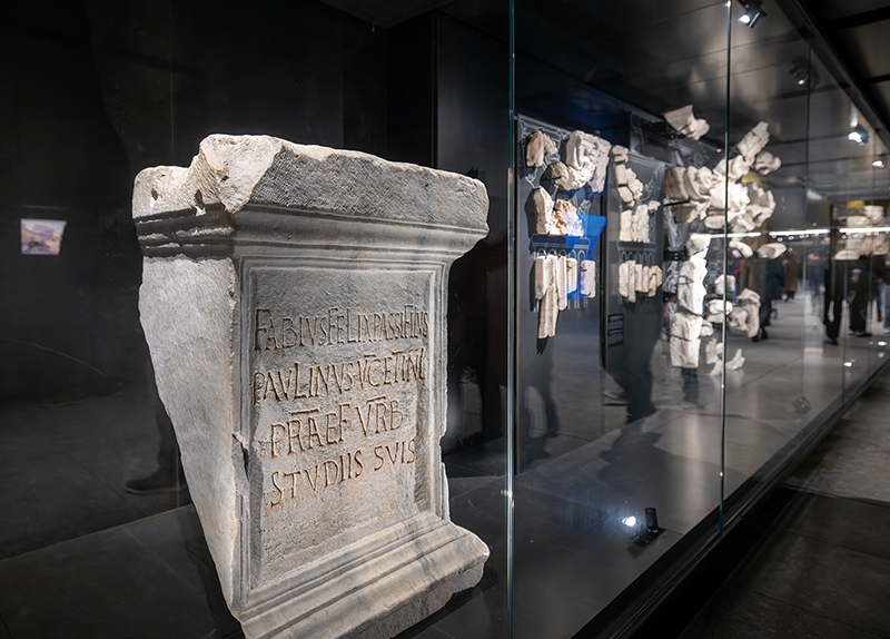 A Train Through Time: Exploring Rome��s Archaeological Metro Line0