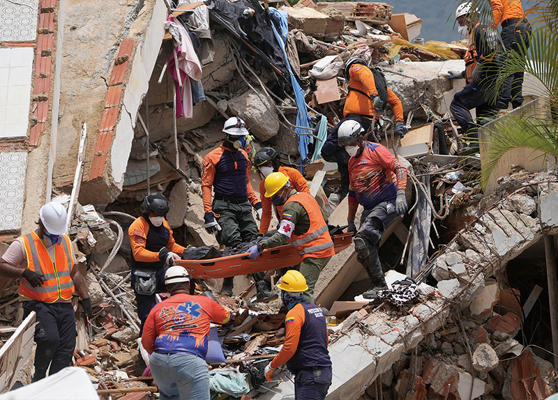 International Aid Reaches Venezuela After Powerful Quakes0