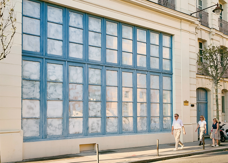 Chalk-Covered Windows: France��s Low-Cost Trick Against Extreme Heat4