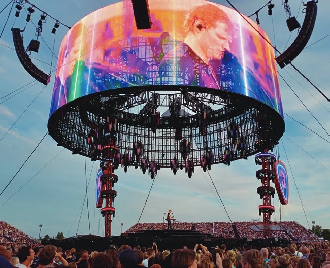 Macklemore�s Exit Puts Sheeran�s Loop Tour Under Scrutiny